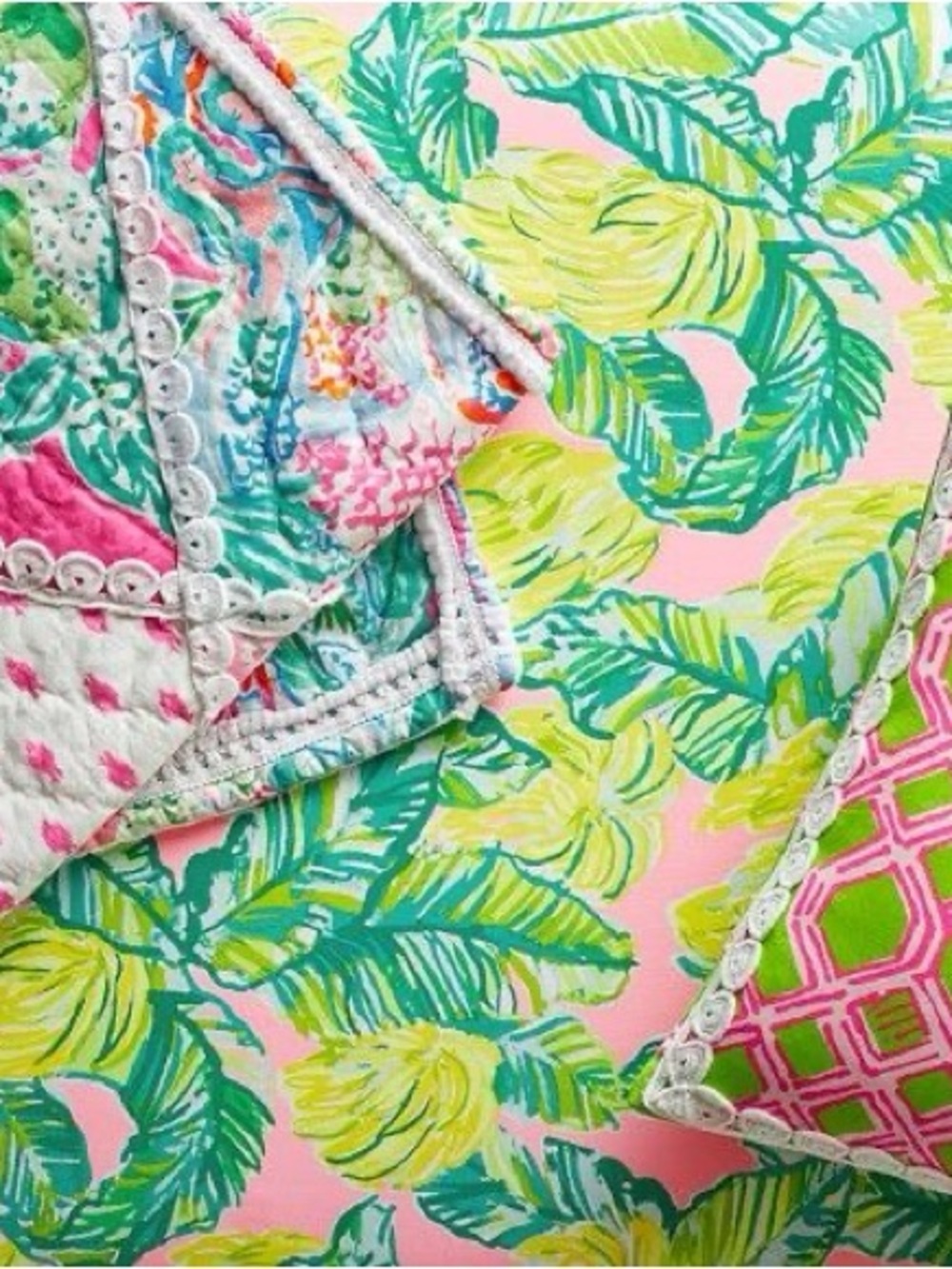 Lilly Pulitzer Pottery Barn crib sheet in local flavor